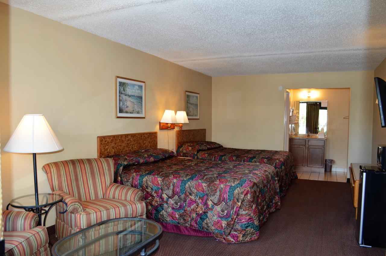 טרפון ספרינגס Tarpon Shores Inn מראה חיצוני תמונה